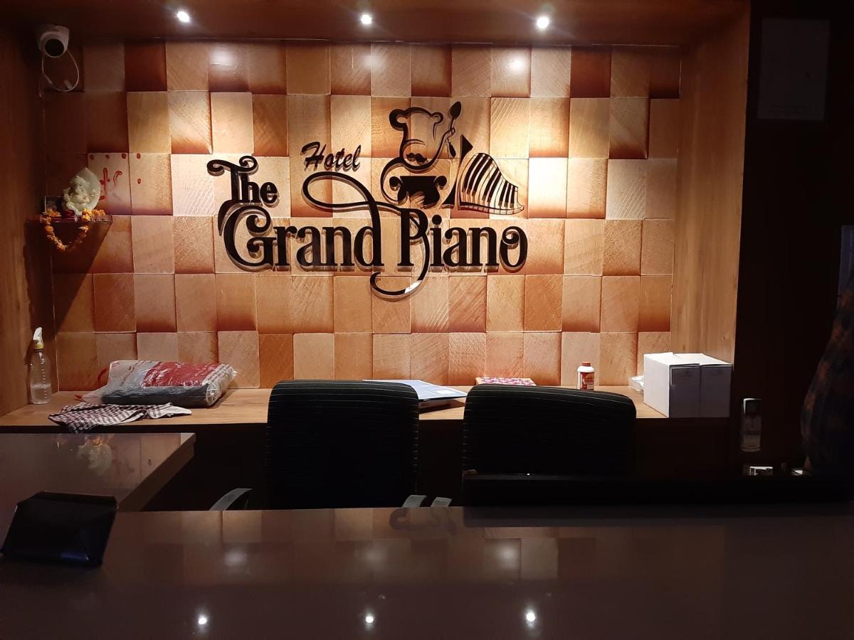 Hotel The Grand Piano - Best Business Hotel In Patan Exteriör bild