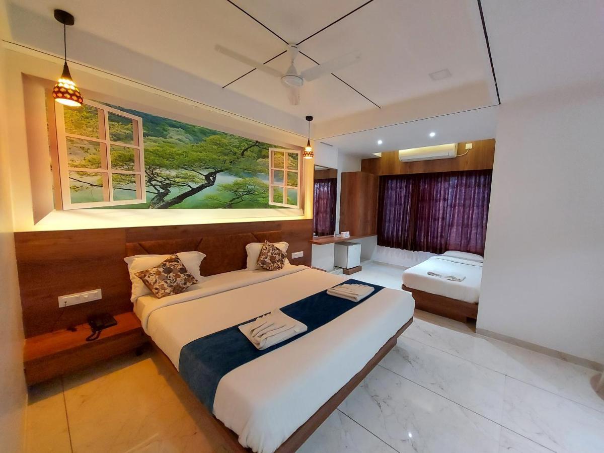 Hotel The Grand Piano - Best Business Hotel In Patan Exteriör bild